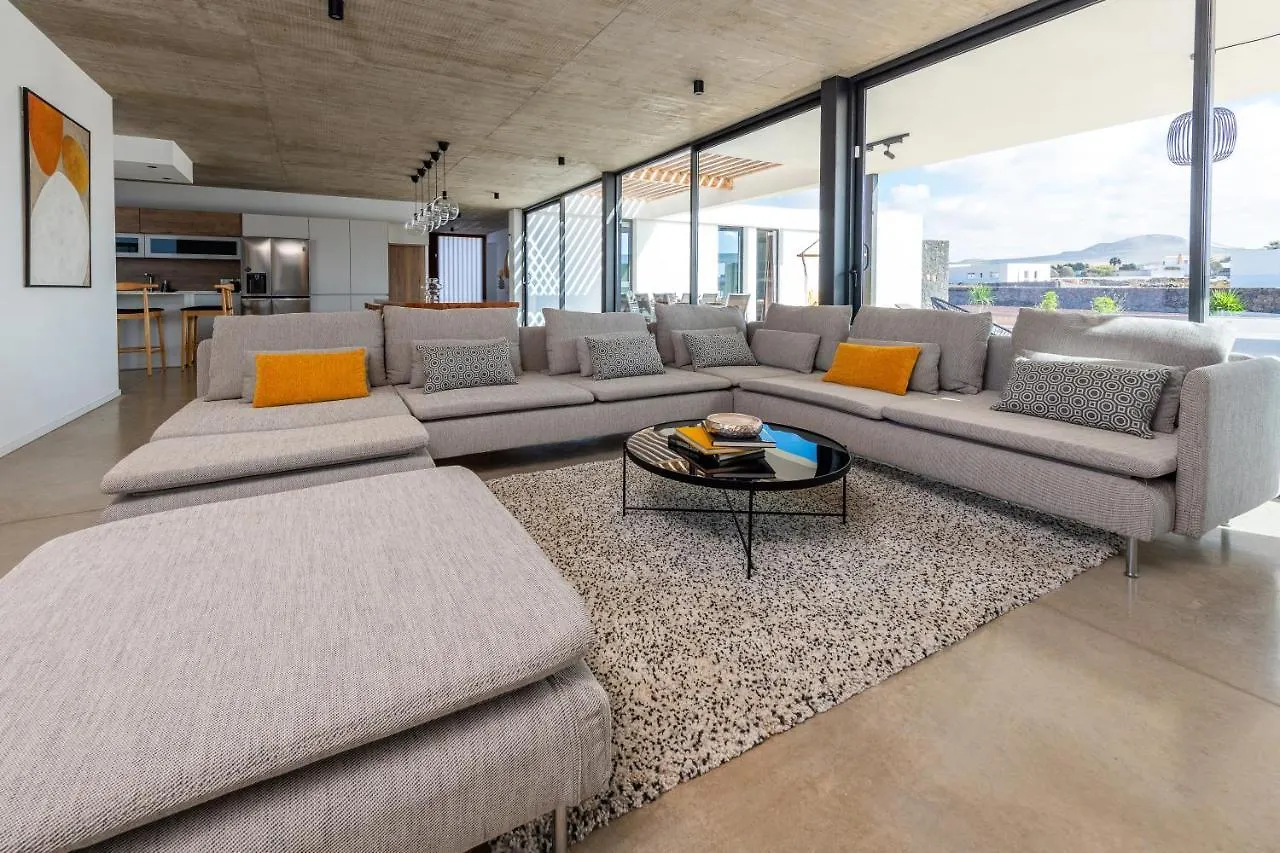 Villa Ventura לאחארס ספרד